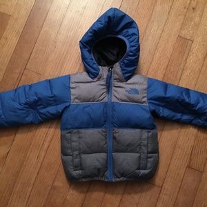 2T North Face Winter Jacket
